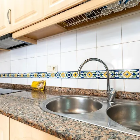 Rentafive - Parking - Frente A La Playa - Tamarit * Santa Pola