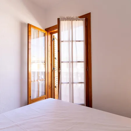 Holiday home Rentafive Parking Frente A La Playa Tamarit *
