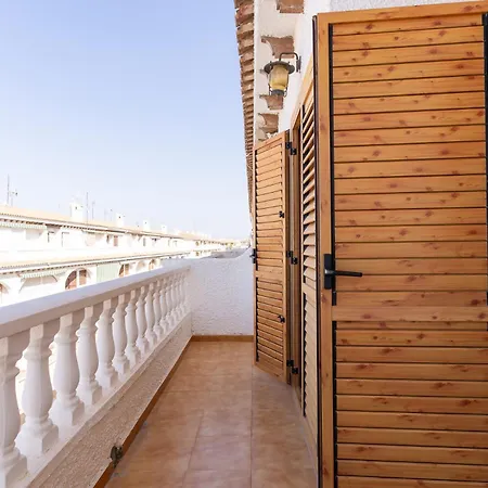 Rentafive Parking Frente A La Playa Tamarit Holiday home